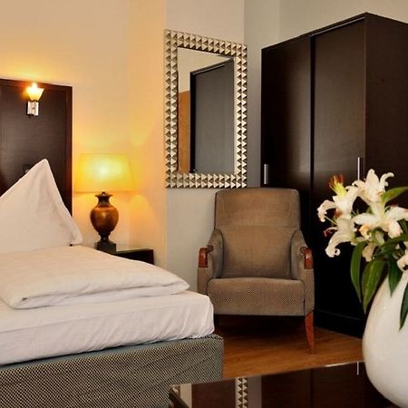 Hotel Restaurant Arche Στουτγκάρδη Εξωτερικό φωτογραφία